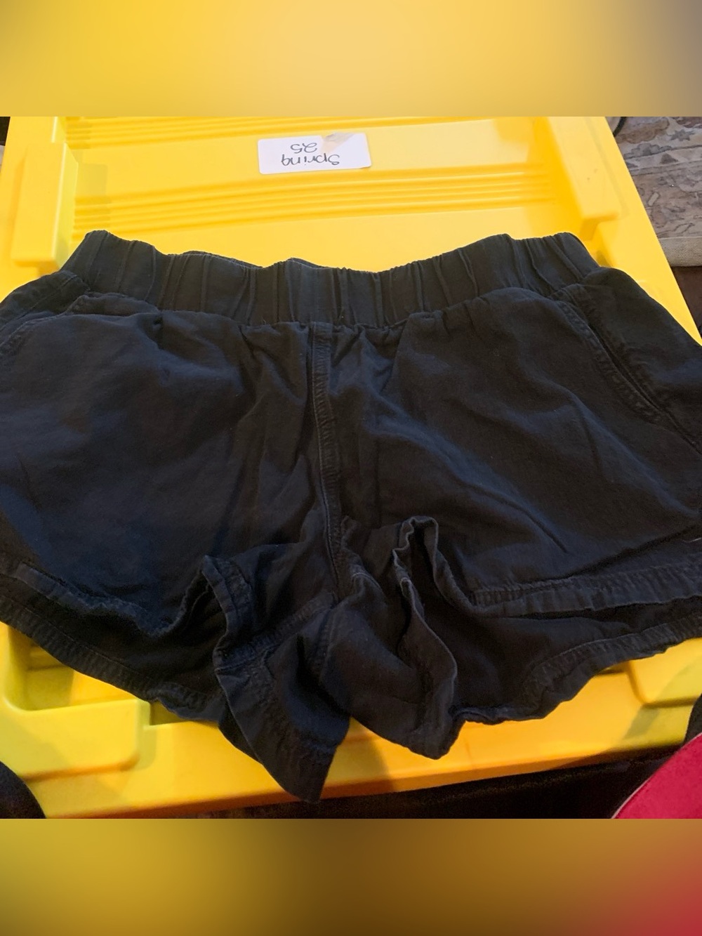 Women's Black Elastic-Waist Pull-On Shorts